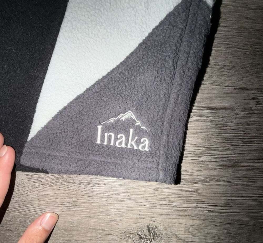 Inaka Power Fleece Color-Block Shorts - Picture 5 of 5